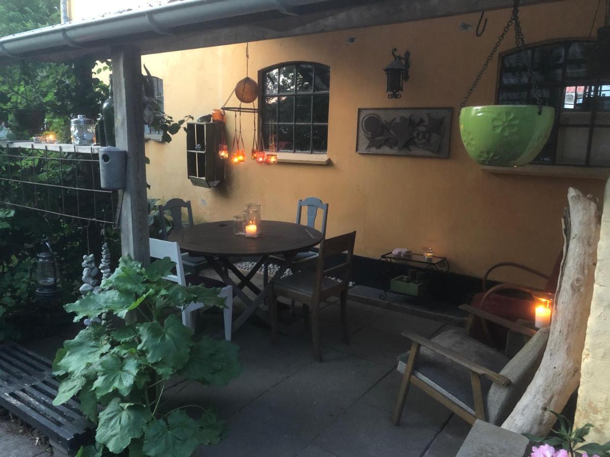 Retro Bolig - Fyldt Med Hygge! Ingen Luksus Apartment Kolind Екстериор снимка
