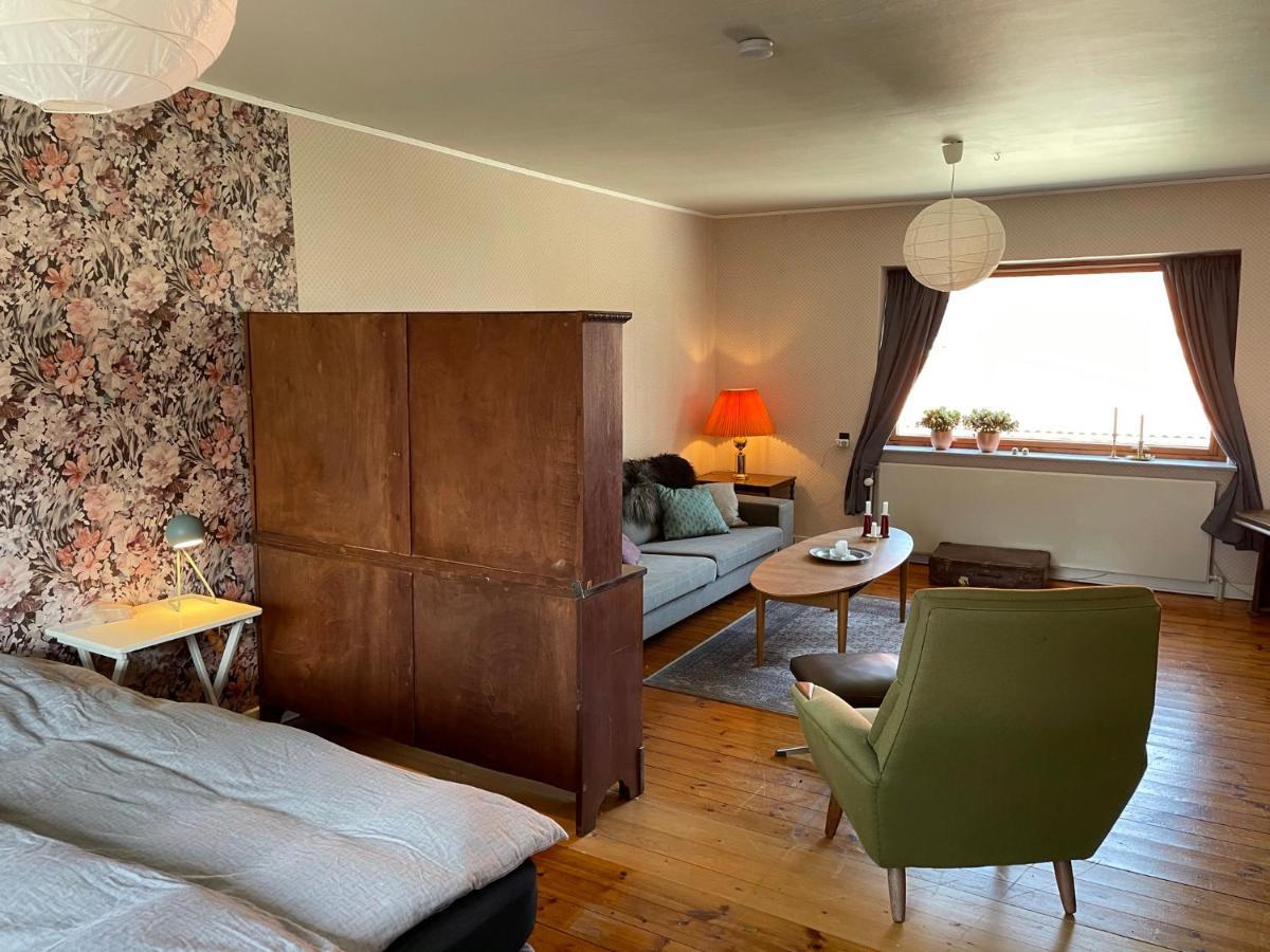 Retro Bolig - Fyldt Med Hygge! Ingen Luksus Apartment Kolind Екстериор снимка