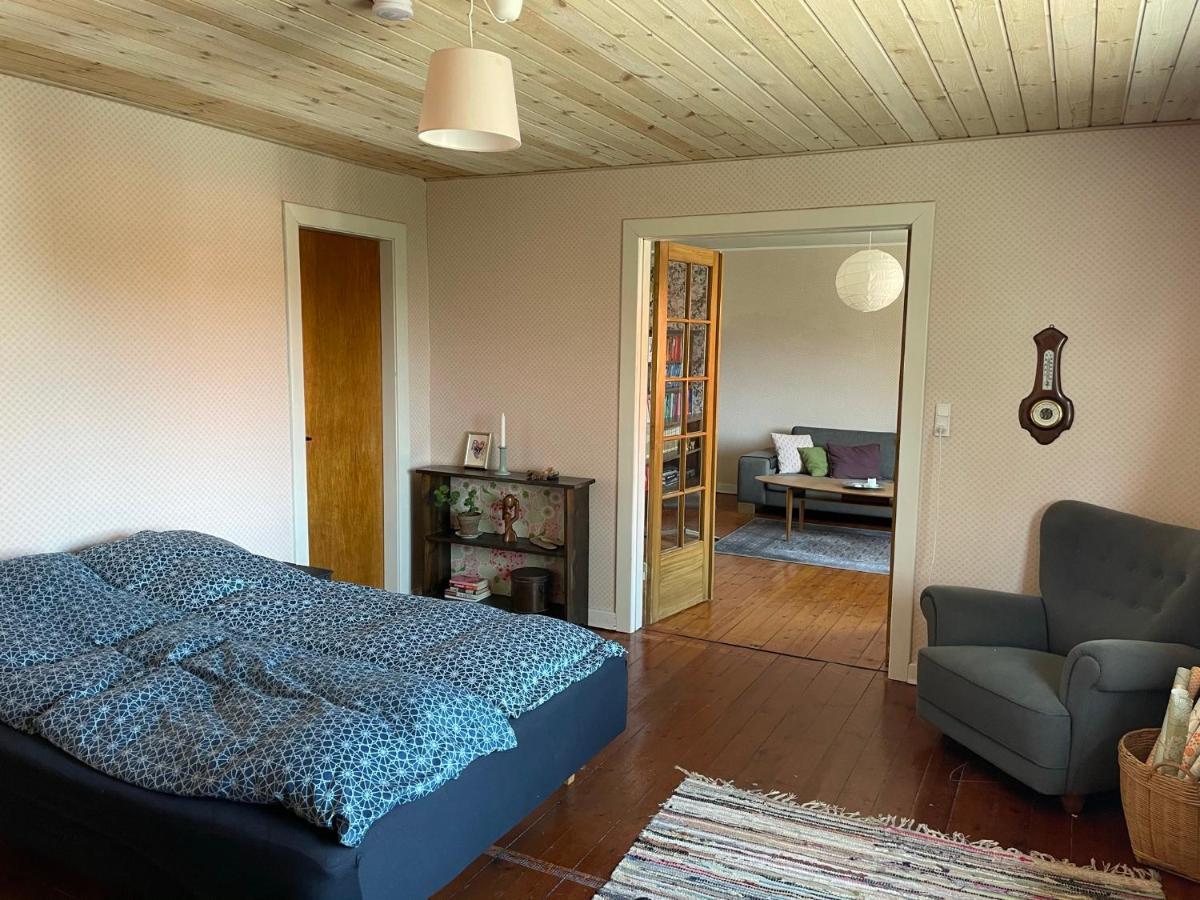 Retro Bolig - Fyldt Med Hygge! Ingen Luksus Apartment Kolind Екстериор снимка